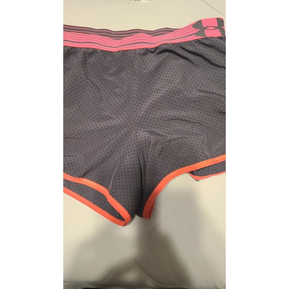 Under Armour Women's Medium‎ Loose mesh Shorts